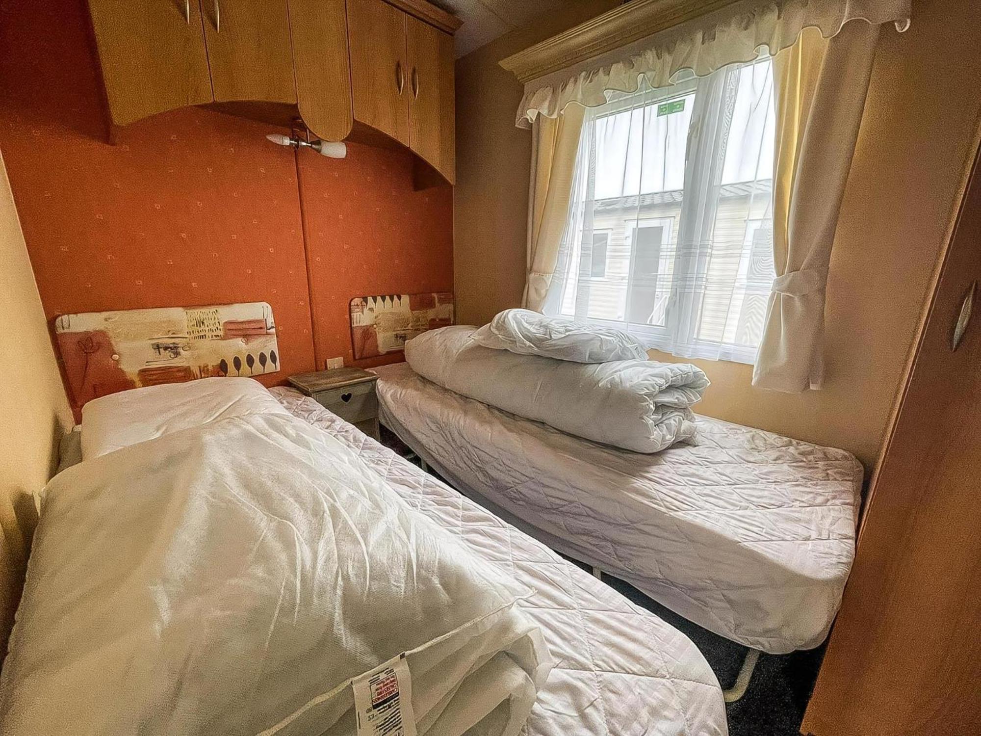 Superb Caravan By The Seaside In Kessingland, Suffolk Ref 90040Sg Benacre Exteriér fotografie
