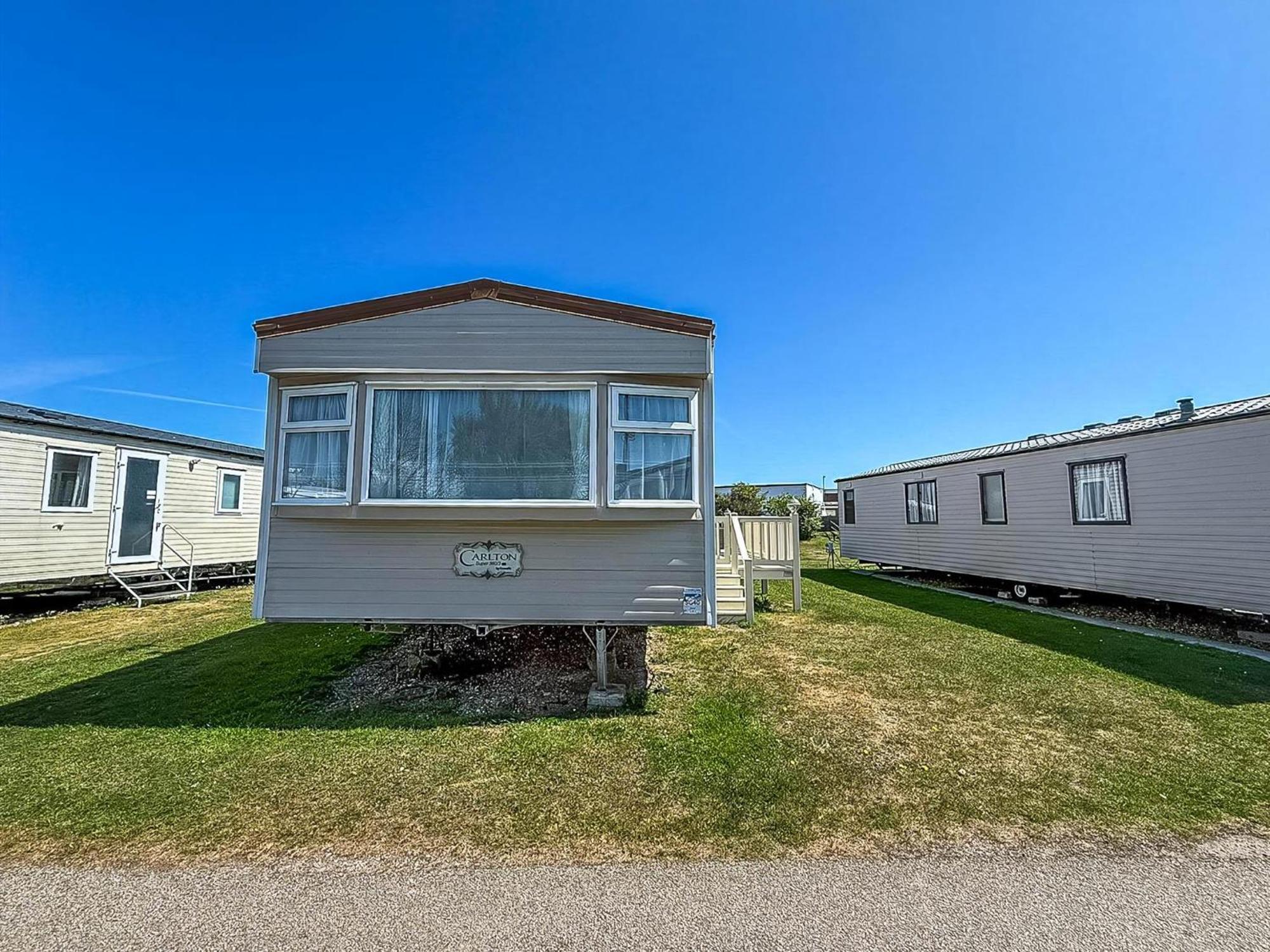 Superb Caravan By The Seaside In Kessingland, Suffolk Ref 90040Sg Benacre Exteriér fotografie